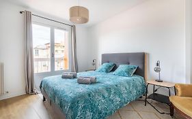 Appartement Deux Chambres Sur Le Vieux Port Avec Clim
